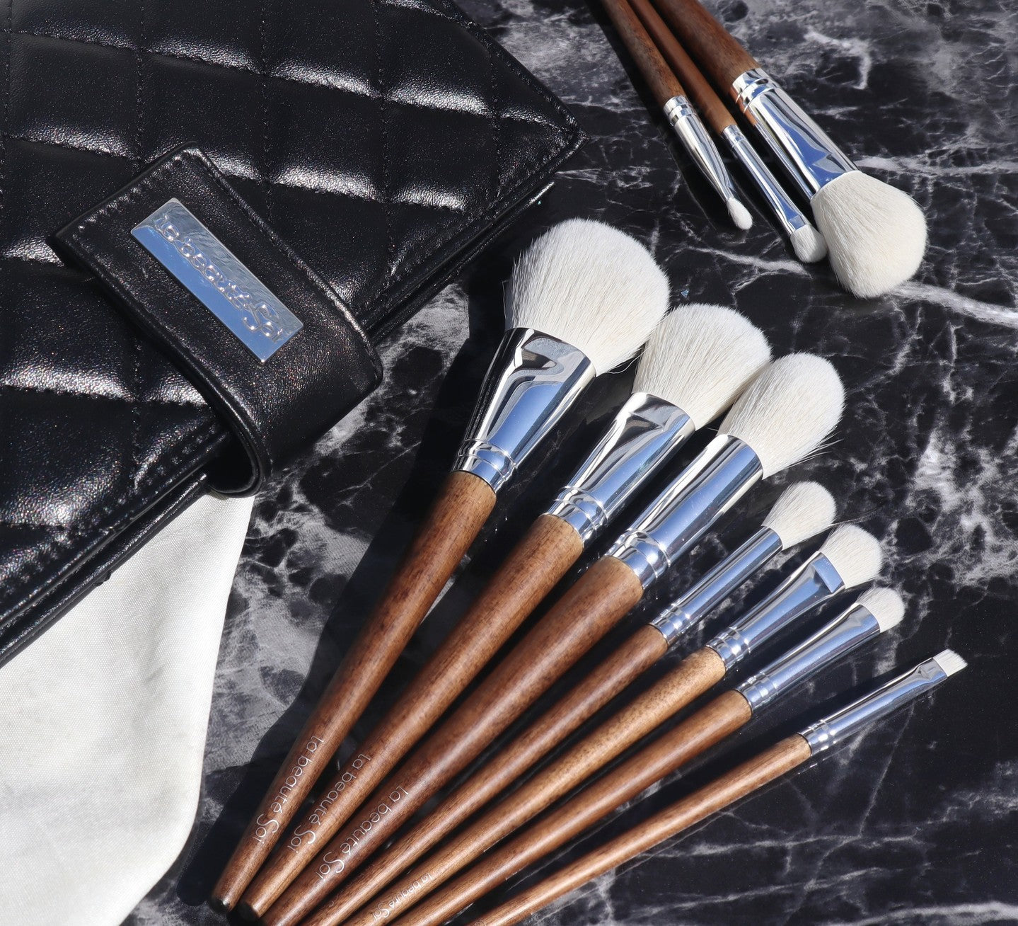 Level Up Your Makeup Game with the Perfect Brushes!